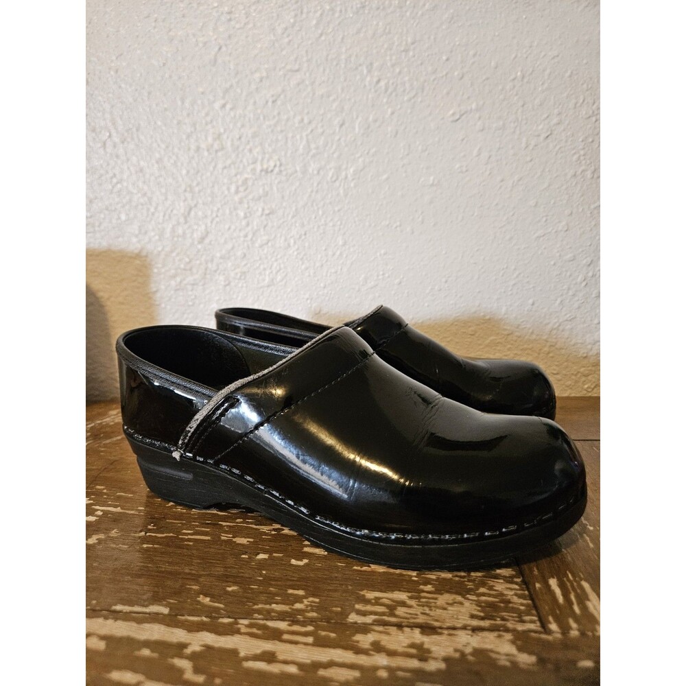 DANSKO Black Patent Clogs Shoes Women Size  39 EU Comfort Shoes Nurse Doctor - Picture 11 of 11